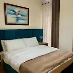 Ibiza 호텔 골렘