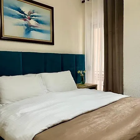 Ibiza 3* 골렘